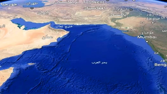 باحثة من لحج توضح دور البحر العربي ببحث علمي في مؤتمر طريق التنمية بالعراق